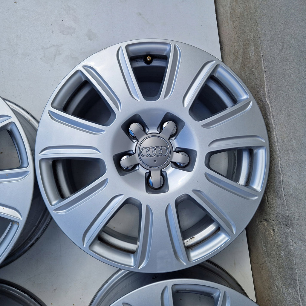 1x Alufelge 16 Zoll 6.5" 5x112 33ET Glanz Silber 8U0601025 Audi C5 A4 B6 B7