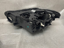 Laden Sie das Bild in den Galerie-Viewer, Frontscheinwerfer BMW X1 F48 7495004-07 LED Rechts Scheinwerfer Headlight SCH1525333548ty