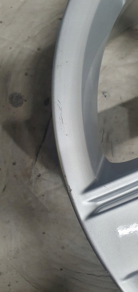 1x Alufelge 17 Zoll 7.5" 5x112 38ET Glanz Silber 8W0601025EH Audi A4 Rim Wheel FEL6610928656xt