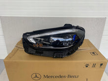 Laden Sie das Bild in den Galerie-Viewer, Frontscheinwerfer Mercedes-Benz W206 A2069064703 LED Links Headlight SCH5810073408et
