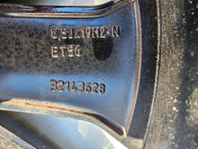 Load image into Gallery viewer, 1x Alufelge 19 Zoll 8.5" 5x108 56ET Glanz Silber 32143628 Volvo Xc60 I Rim Wheel FEL5654535066xc