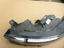 Laden Sie das Bild in den Galerie-Viewer, Frontscheinwerfer Ford Kuga PV4B-13E015-CE LED Links Scheinwerfer Headlight SCH6518136306po