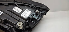 Laden Sie das Bild in den Galerie-Viewer, Frontscheinwerfer Mercedes-Benz Cla A1189068400 LED Rechts Headlight SCH1070646032lm