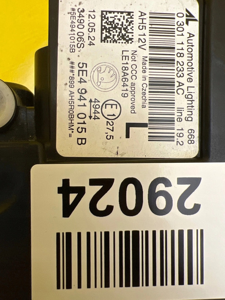 Frontscheinwerfer Skoda Octavia IV 5E4941015B LED Links Scheinwerfer Headlight SCH9890827859re