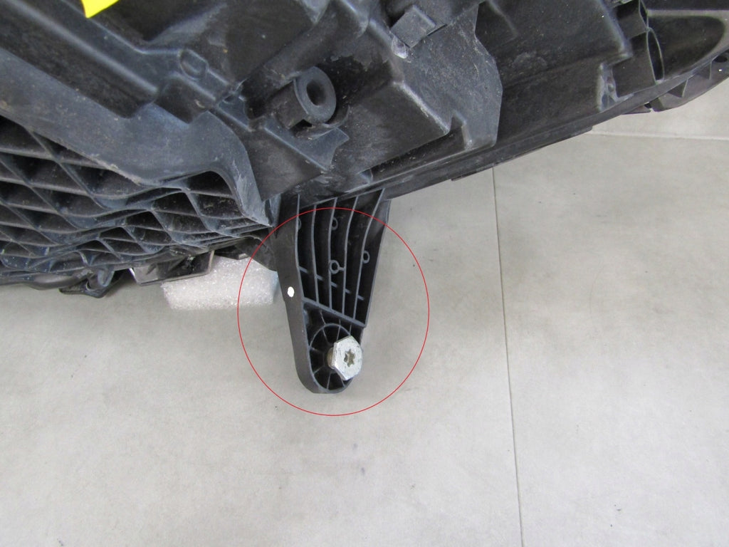 Frontscheinwerfer Mercedes-Benz Eqc A2939061201 LED Rechts Headlight SCH6104600206jq