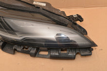 Laden Sie das Bild in den Galerie-Viewer, Frontscheinwerfer Tesla 3 1760889-00-F PMI150921 LED Rechts Headlight SCH8226361943zc
