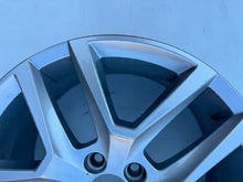 Laden Sie das Bild in den Galerie-Viewer, 1x Alufelge 18 Zoll 7.5&quot; 5x108 55ET 31445568 Volvo Rim Wheel