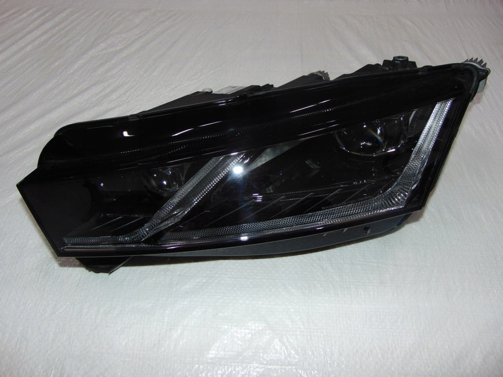 Frontscheinwerfer Skoda Octavia IV 5E4941015B LED Links Scheinwerfer Headlight SCH2364672938th