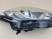 Load image into Gallery viewer, Frontscheinwerfer Hyundai I30 92102-A6010 Rechts Scheinwerfer Headlight SCH3234868187hy