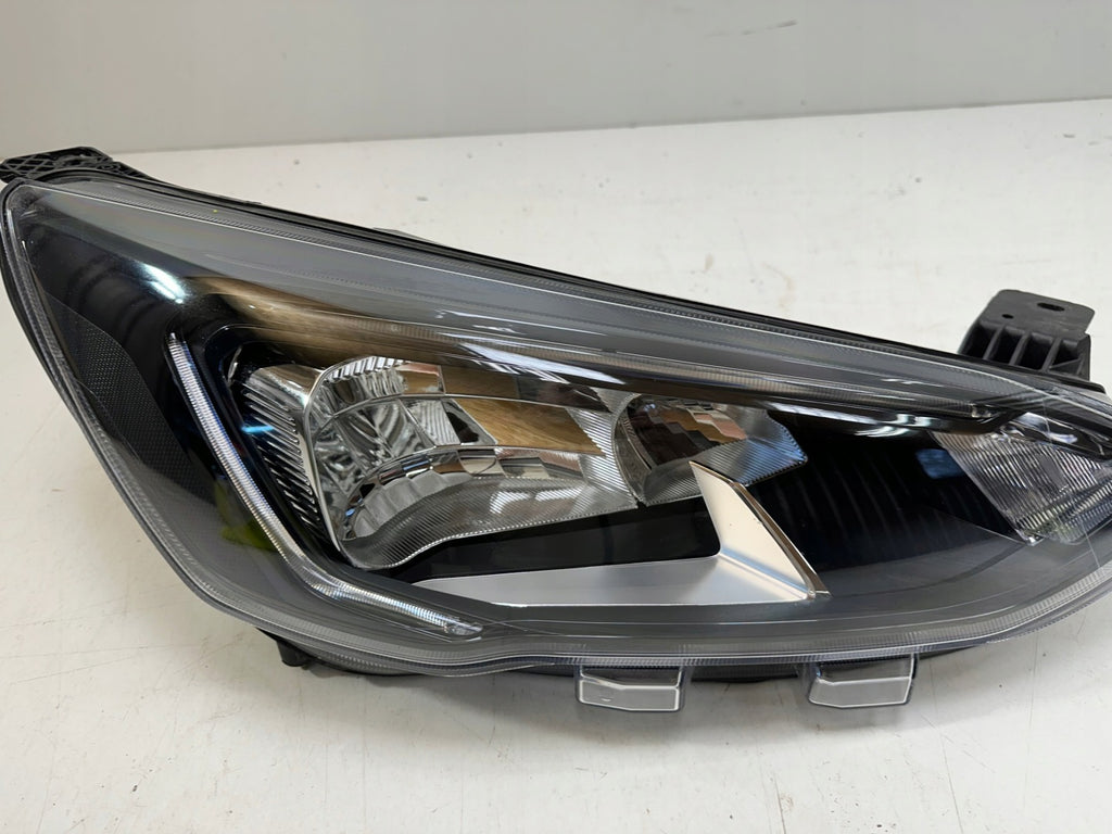 Frontscheinwerfer Ford Focus LED Rechts Scheinwerfer Headlight SCH5517752295ap