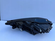 Load image into Gallery viewer, Frontscheinwerfer Audi A6 C8 4K0941034 Rechts Scheinwerfer Headlight