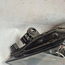 Laden Sie das Bild in den Galerie-Viewer, Frontscheinwerfer Skoda Octavia III 5E1941015C Links Scheinwerfer Headlight SCH9321514482gi
