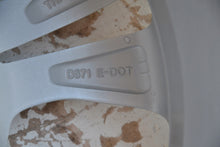 Load image into Gallery viewer, 1x Alufelge 17 Zoll 7.0" 5x110 40ET Glanz Silber 735624967 Fiat 500x Rim Wheel FEL4367981444zg
