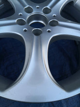 Load image into Gallery viewer, 1x Alufelge 18 Zoll 7.5" 5x112 44ET Silber A2054018800 Mercedes-Benz W205 FEL2169471748ft