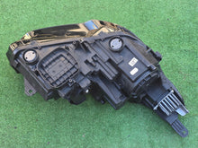 Laden Sie das Bild in den Galerie-Viewer, Frontscheinwerfer Opel Crossland X 39153538 Full LED Links Headlight SCH8552684898al
