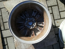 Load image into Gallery viewer, 1x Alufelge 16 Zoll 6.5&quot; 5x114.3 50ET 52910-A6320 Hyundai I30 Rim Wheel