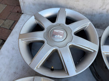 Laden Sie das Bild in den Galerie-Viewer, 4x Alufelge 15 Zoll 6.0" 5x100 38ET Glanz Silber 1M0601025K Seat I Rim Wheel FEL5209848580jp