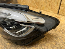Laden Sie das Bild in den Galerie-Viewer, Frontscheinwerfer Mercedes-Benz W247 A2479065107 Links Scheinwerfer Headlight SCH5127160782pf
