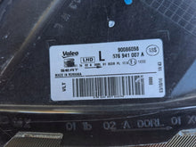 Laden Sie das Bild in den Galerie-Viewer, Frontscheinwerfer Seat Ateca 576941007A LED Ein Stück (Rechts oder Links)