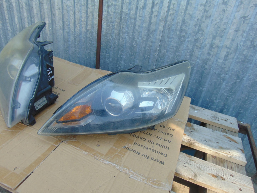 Frontscheinwerfer Ford Focus 8M51-13D154-CE Xenon Ein Satz Headlight