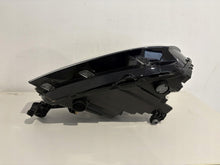 Laden Sie das Bild in den Galerie-Viewer, Frontscheinwerfer Skoda Fabia IV 6VB941015 LED Links Scheinwerfer Headlight SCH5081955380xf
