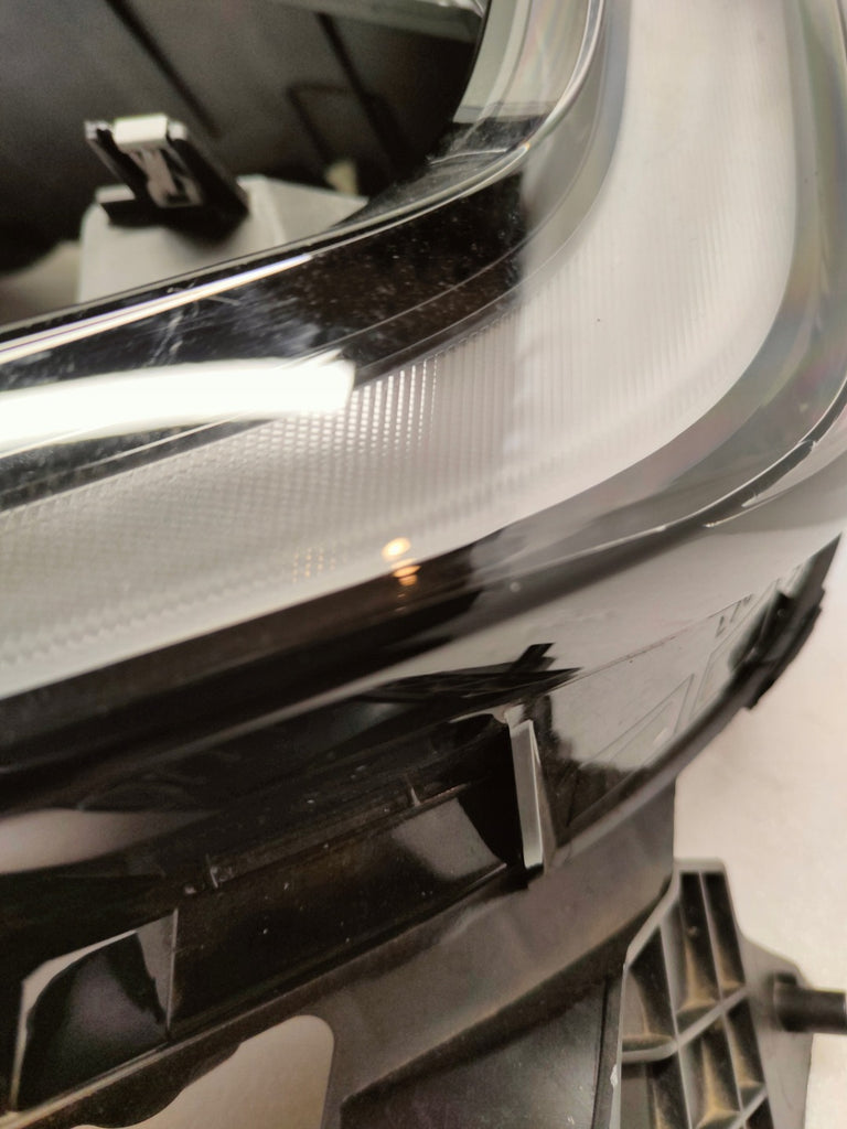 Frontscheinwerfer Renault Master 260106174R LED Ein Stück (Rechts oder Links) SCH2384300445ou