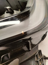 Laden Sie das Bild in den Galerie-Viewer, Frontscheinwerfer Renault Master 260106174R LED Ein Stück (Rechts oder Links) SCH2384300445ou