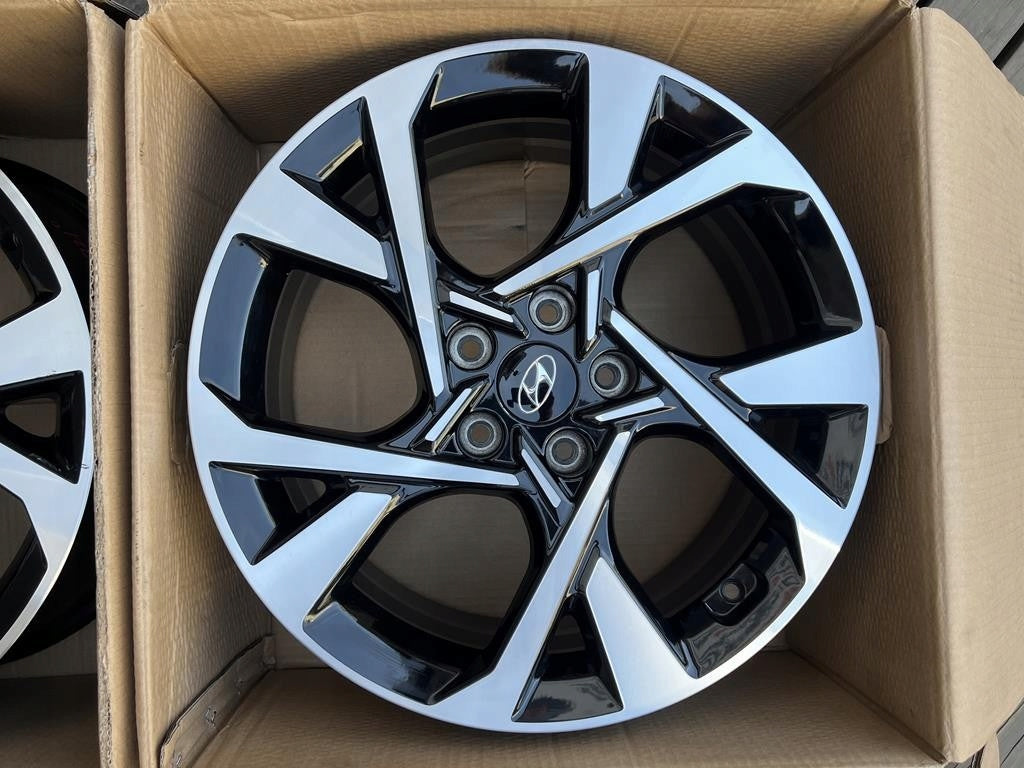4x Alufelge 18 Zoll 7.5" 5x114.3 52ET Glanz Schwarz 52910-J9800 Hyundai Sonata FEL4470035211wp