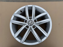 Laden Sie das Bild in den Galerie-Viewer, 1x Alufelge 16 Zoll 6.5" 40ET 5G0601025C VW Golf VII I Rim Wheel FEL9812184633um