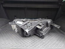 Laden Sie das Bild in den Galerie-Viewer, Frontscheinwerfer Toyota Proace City Verso LB82166 Full LED Links Headlight SCH5852947291ve