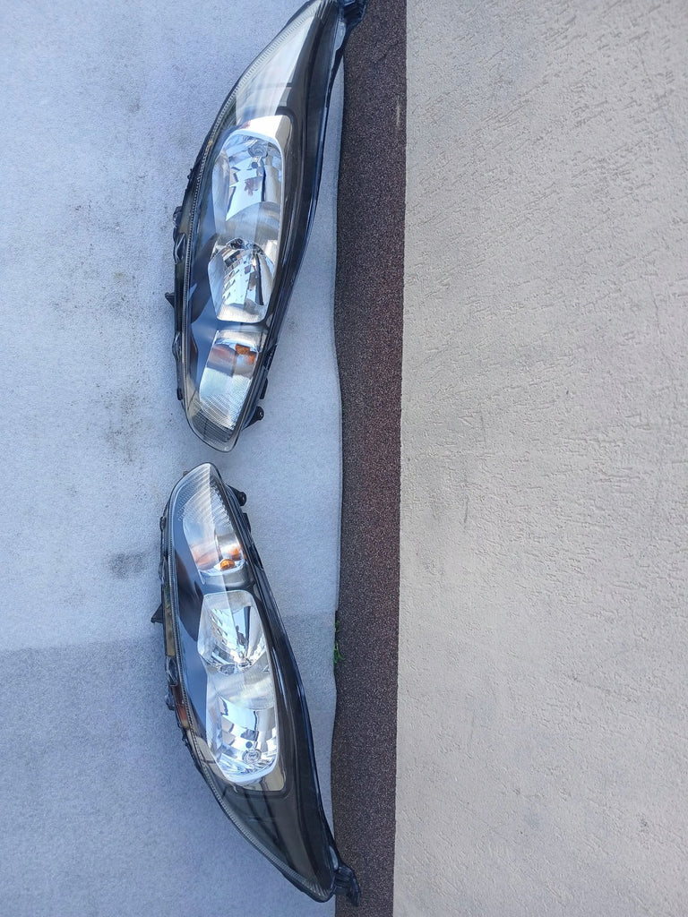 Frontscheinwerfer Ford Fiesta LED Ein Stück (Rechts oder Links) Headlight