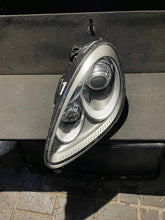 Laden Sie das Bild in den Galerie-Viewer, Frontscheinwerfer Porsche Cayenne 7P5941031P Links Scheinwerfer Headlight SCH7945499748ob