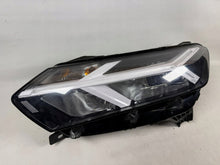 Laden Sie das Bild in den Galerie-Viewer, Frontscheinwerfer Dacia Sandero III 260601750R Links Scheinwerfer Headlight SCH8222734961fr