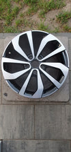 Load image into Gallery viewer, 1x Alufelge 17 Zoll 7.0" 5x112 45ET Glanz Schwarz 2GA601025AG VW T-Roc Troc FEL4668851857gg