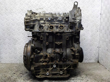 Laden Sie das Bild in den Galerie-Viewer, Motor Opel Renault Vivaro Trafic M9R780 2.0 DCI 114PS Diesel Engine Unkomplett