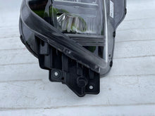 Laden Sie das Bild in den Galerie-Viewer, Frontscheinwerfer Hyundai Tucson N792162110 LED Ein Stück (Rechts oder Links)