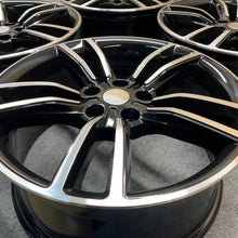 Laden Sie das Bild in den Galerie-Viewer, 4x Alufelge 19 Zoll 8.0" 5x120 40ET Glanz Schwarz 6007214-00-D Tesla Model S FEL4139847963kx