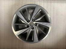 Load image into Gallery viewer, 3x Alufelge 18 Zoll 7.5&quot; 5x112 51ET Glanz Graphit 5F0601025E Cupra Leon Mg