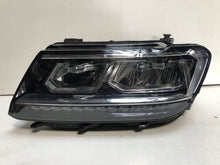 Laden Sie das Bild in den Galerie-Viewer, Frontscheinwerfer VW Tiguan 5NB941035B LED Links Scheinwerfer Headlight SCH9890222226ax