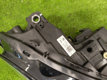 Load image into Gallery viewer, Frontscheinwerfer BMW 5A32B54-06 5A32B53-06 Ein Stück (Rechts oder Links) SCH7705879062rv