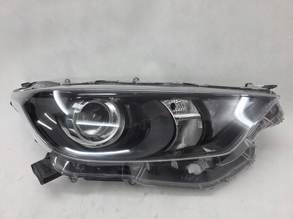 Frontscheinwerfer Toyota 4 Yaris SPP18970 K06EU Rechts Scheinwerfer Headlight SCH8979751583ub