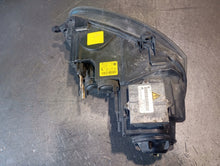 Load image into Gallery viewer, Frontscheinwerfer VW Golf V Jetta II I 0301212273 Xenon Links Headlight SCH1862520514ql