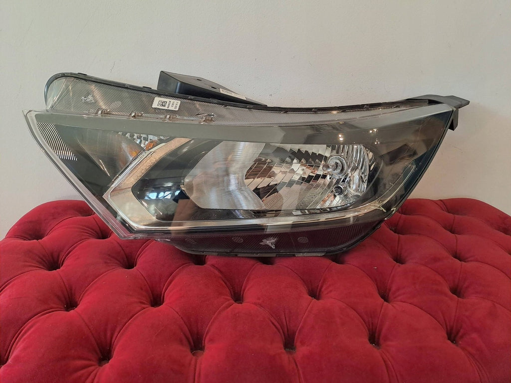 Frontscheinwerfer Hyundai I30 01070099900010 Links Scheinwerfer Headlight SCH9434633380wd