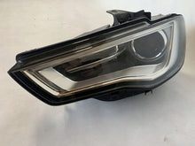 Laden Sie das Bild in den Galerie-Viewer, Frontscheinwerfer Audi A3 8V0941005 Links Scheinwerfer Headlight SCH7747875051lk