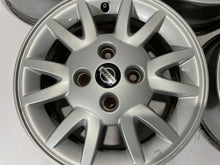 Load image into Gallery viewer, 4x Alufelge 15 Zoll 6.0&quot; 4x114.3 45ET Glanz Silber Nissan Primera P11 Almera