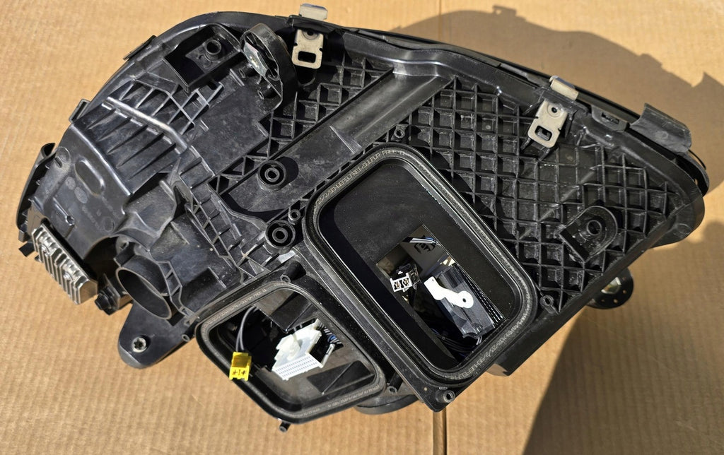 Frontscheinwerfer Mercedes-Benz W205 2059068605 LED Rechts Headlight SCH4247708785oo