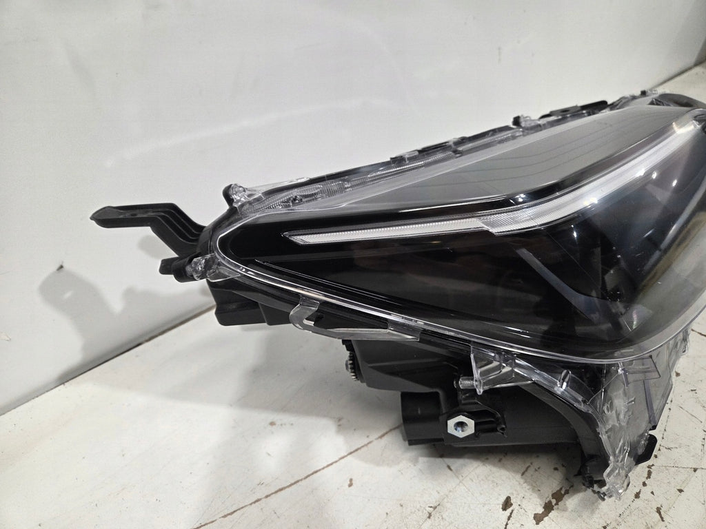 Frontscheinwerfer Toyota Yaris Cross LED Rechts Scheinwerfer Headlight SCH2406379248wh