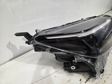 Load image into Gallery viewer, Frontscheinwerfer Toyota Yaris Cross LED Rechts Scheinwerfer Headlight SCH2406379248wh