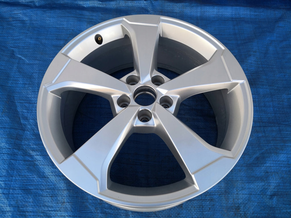 1x Alufelge 19 Zoll 8.0" 5x112 49ET Glanz Silber 8V0601025CE Audi A3 Rim Wheel FEL2796639542fn