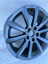 Load image into Gallery viewer, 1x Alufelge 17 Zoll 7.0&quot; 5x112 3G8071497 VW Passat B8 Rim Wheel